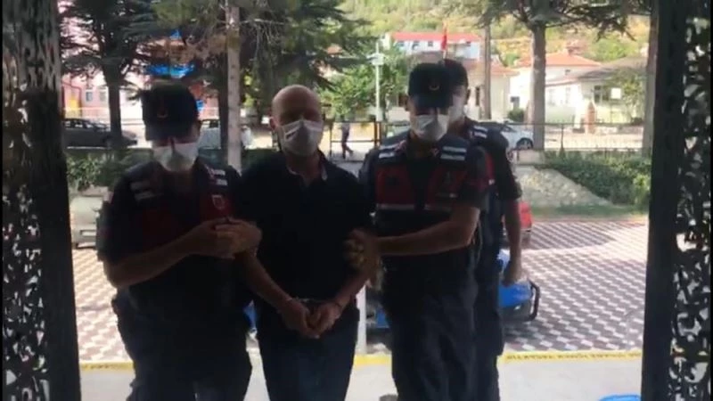 Kendini ‘uyuşturucu baronu’ diye tanıtan kişi tutuklandı
