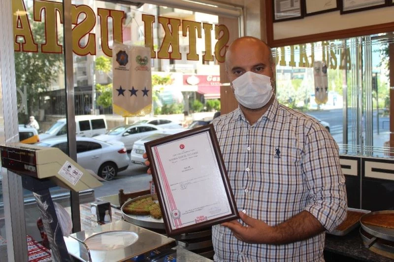 Sıtkı Usta Diyarbakır’la özdeşleşen soğuk baklavanın patentini aldı
