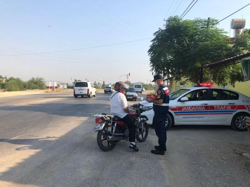 Adana’da 195 araç ve sürücüye 92 bin 841 lira ceza
