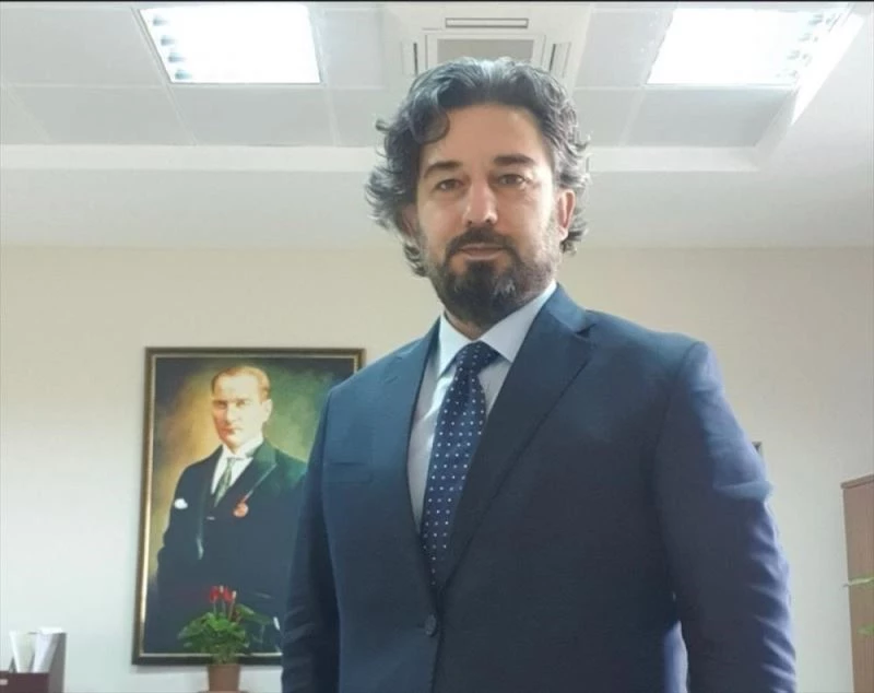 İSTE Denizlik Fakültesi Dekanı Esmer