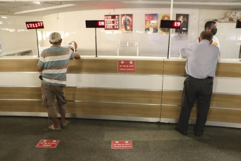 65 yaş üstüne özel vezne
