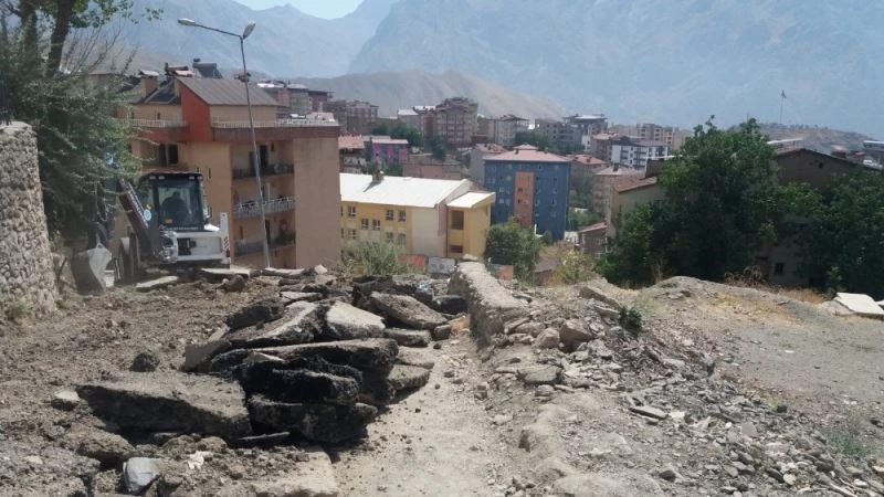 Hakkari şenler rampasında yol çalışması
