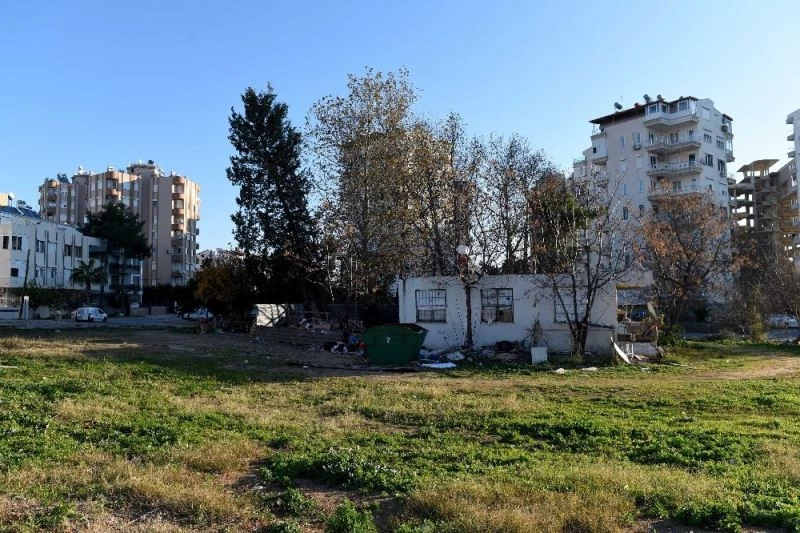 Muratpaşa’da mezbelelik alanlar temizlenecek, masraflar mülk sahibine ödetilecek
