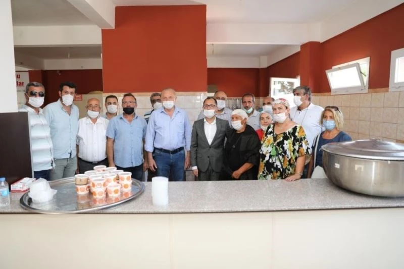 Başkan Atabay, cemevinde düzenlenen aşure gününe katıldı
