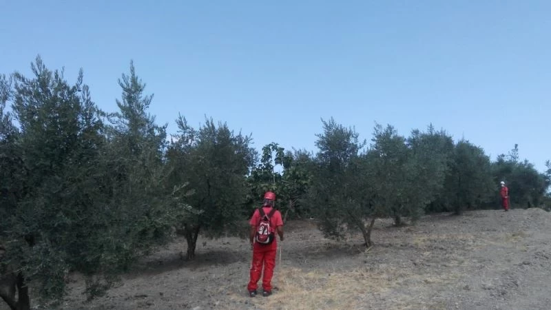 Kayıp genç dağ bayır aranıyor
