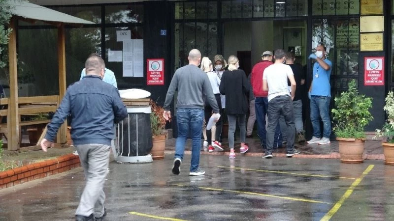 Memur adayları geç kalınca sınava alınmadı
