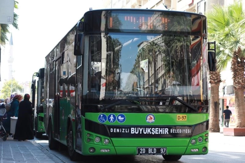Denizli’de öğrenci otobüs kartlarına vize dönemi başladı
