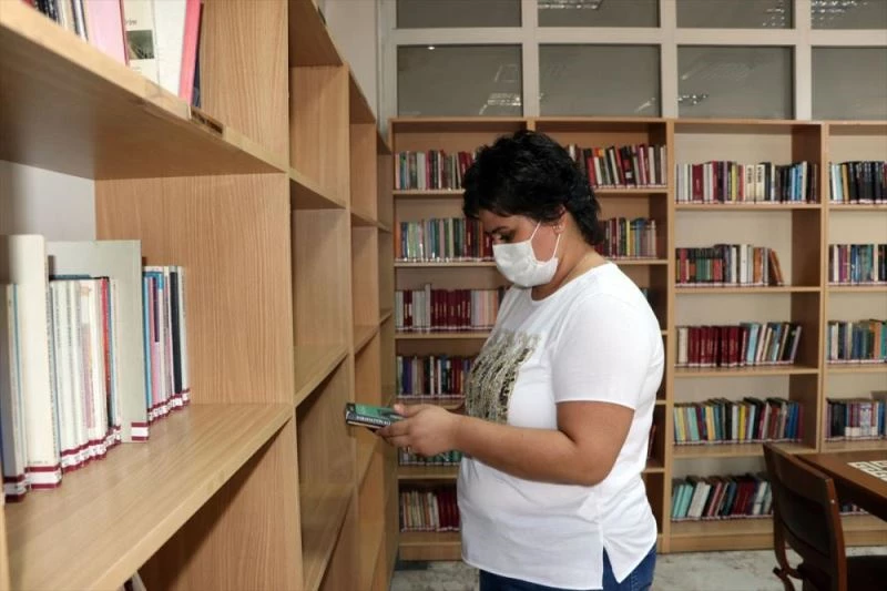 Dezavantajlı vatandaşları kitapla buluşturmak için mesafe tanımıyorlar