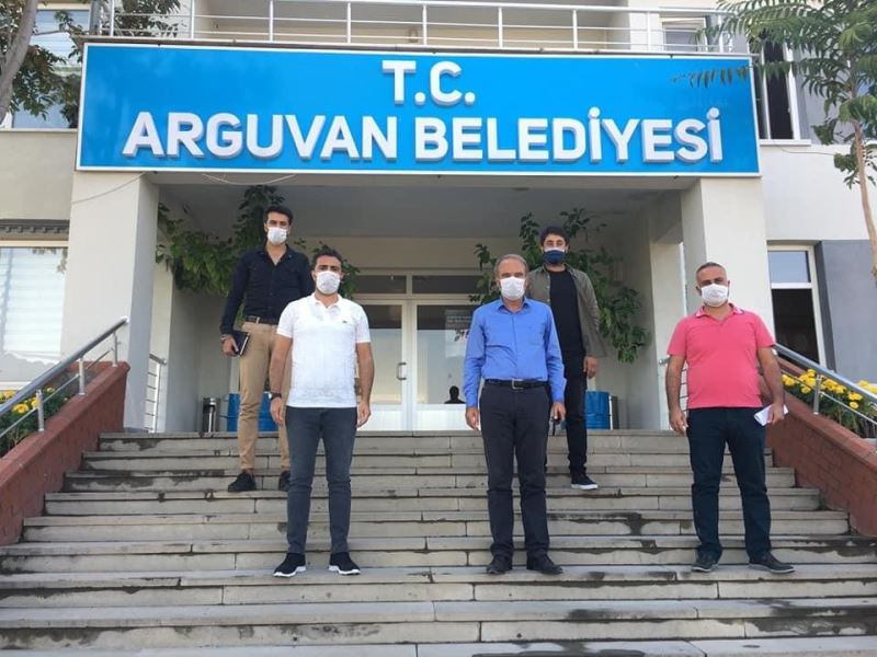 Arguvan Belediyespor Soner Bayram ile sözleşme imzaladı
