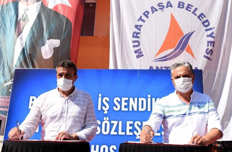 Muratpaşa’da işçinin yüzü yıllık yüzde 18 oranındaki zamla güldü
