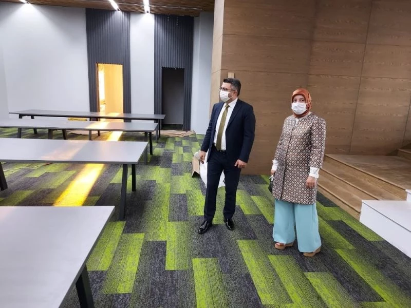 Yıldırım’a “Uyumayan Kütüphane”
