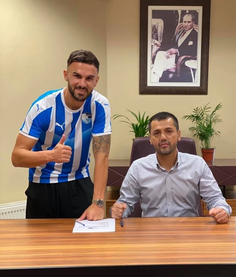 BB Erzurumspor Armando Sadiku ile 2 yıllık sözleşme imzaladı
