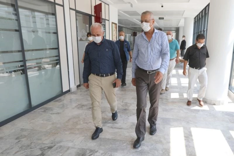 Gültak ve Tarhan bir araya gelerek fikirleri paylaştı
