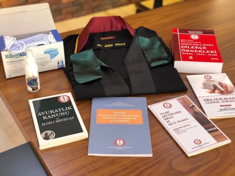 Barodan avukatlara adli yıl hediyesi
