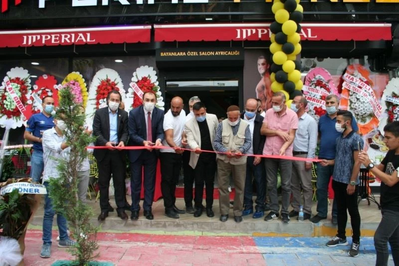 Başkan Berge, Imperıal Spor Salonunun açılışını yaptı
