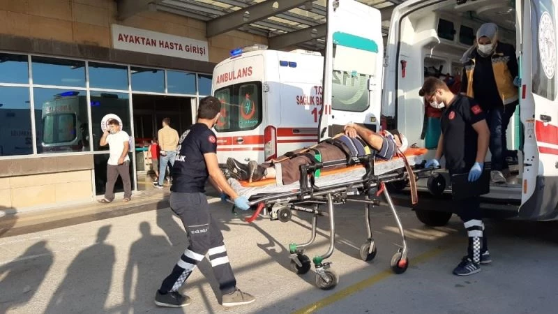 Elektrik direğinden düşen şahıs ağır yaralandı
