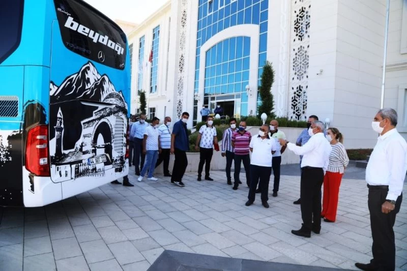 ‘Medeniyetin kalbi Battalgazi’ otobüslere giydirildi

