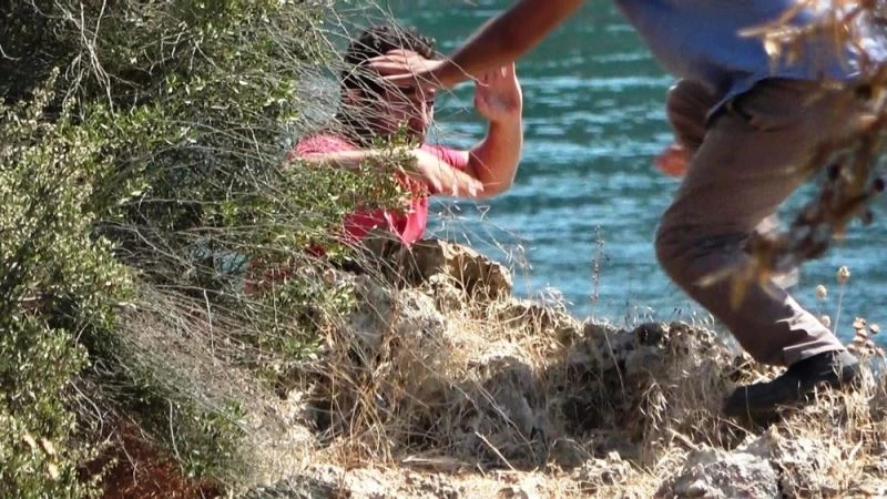 Antalya’da falezlerde hayatı pahasına hayat kurtaran müdahale
