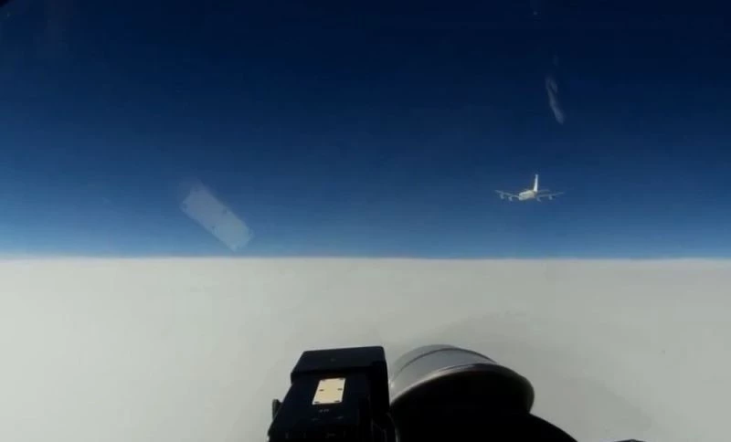 Rus savaş uçağı Baltık denizinde ABD ve Norveç’e ait keşif uçaklarını engelledi
