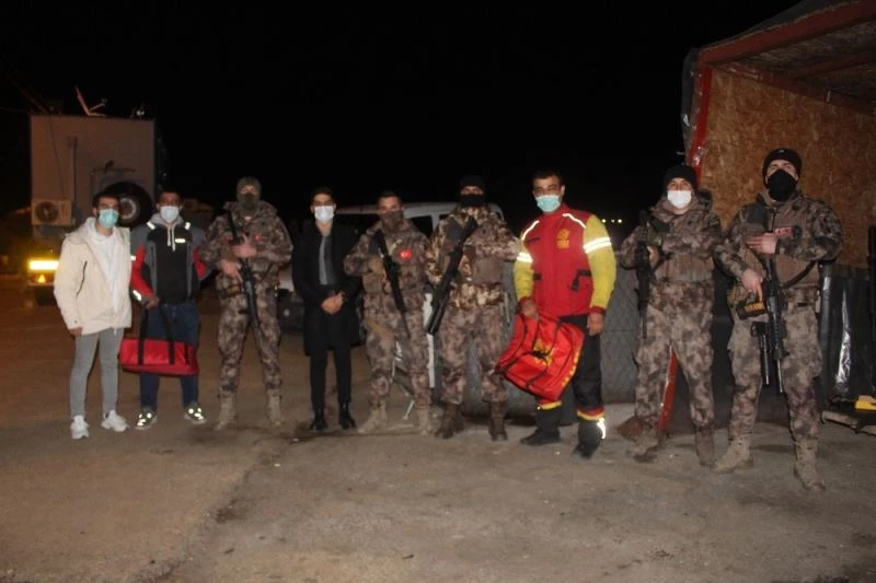 Nöbetteki polislere pizza
