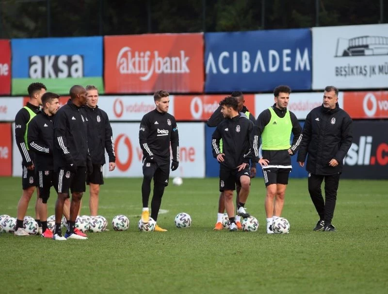 Beşiktaş’ta Josef de Souza idmana çıktı
