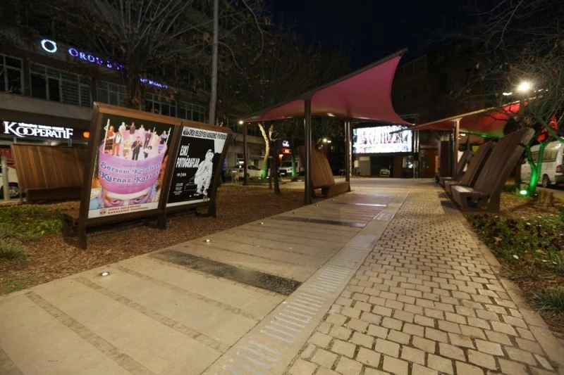 Kadın tiyatro sanatçısına vefa
