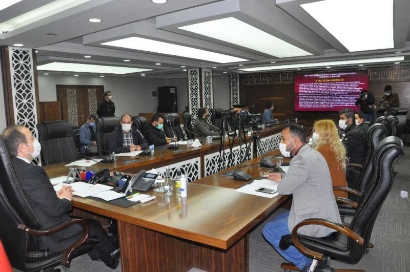 Şırnak’ta 6 bin 652 operasyonda 56 terörist etkisiz hale getirildi
