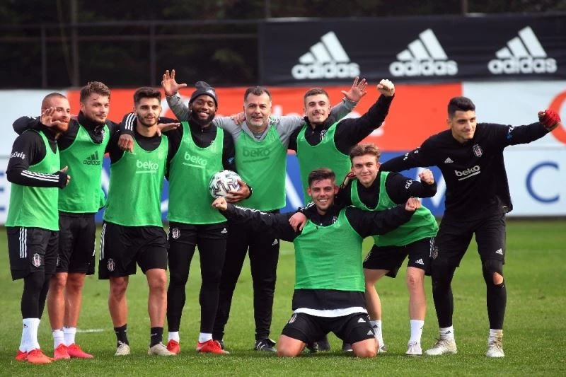 Adem Ljajic ve Gökhan Töre, Rizespor maçı kadrosunda
