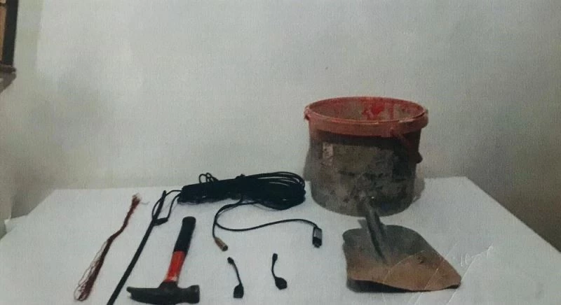 Define avcıları 20 metre uzunluğunda yılan kamerayla yakalandı
