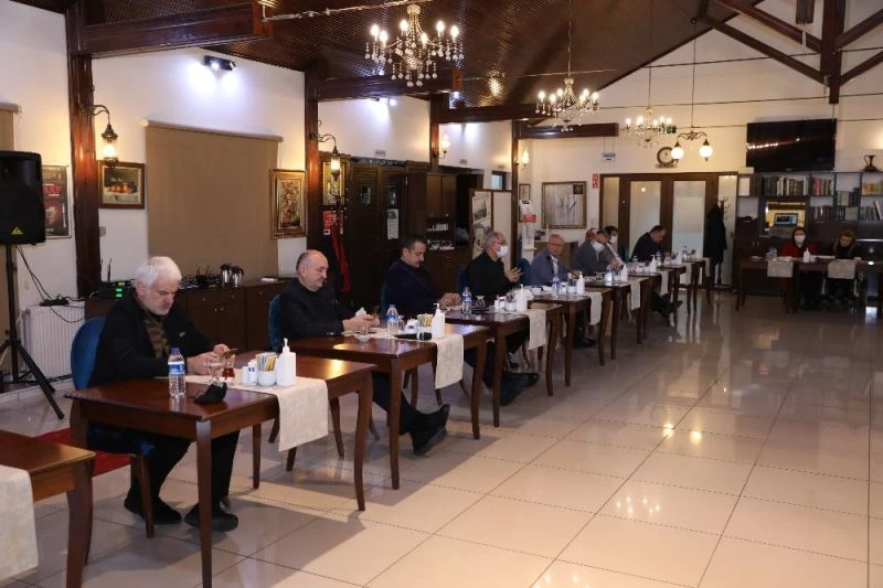 Bursa’da tecrübe birlik ruhuyla buluştu
