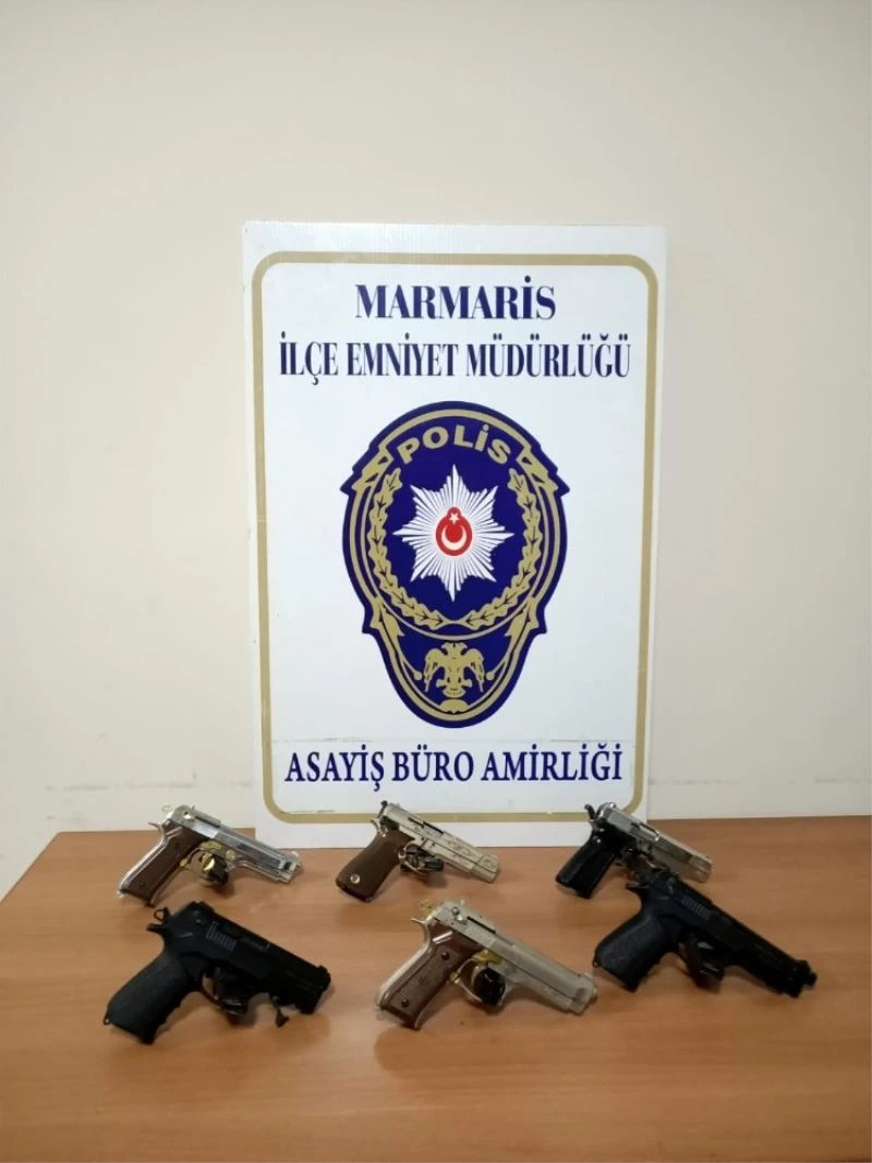 Filmlere özenen gençler, polise yakalandı
