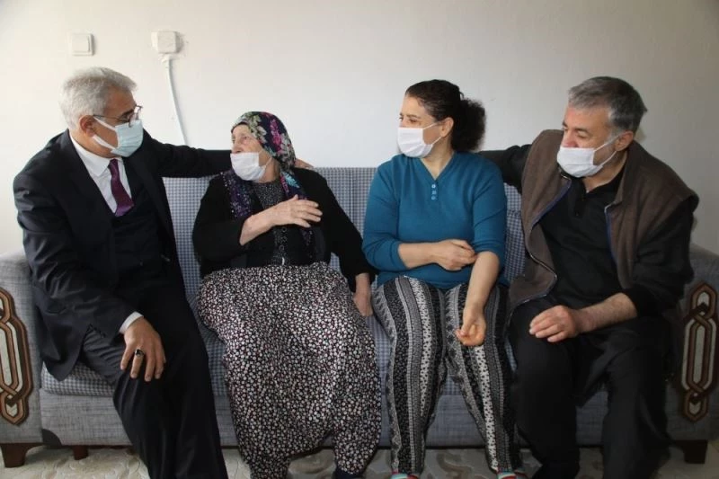 Engelli aliye anlamlı ziyaret
