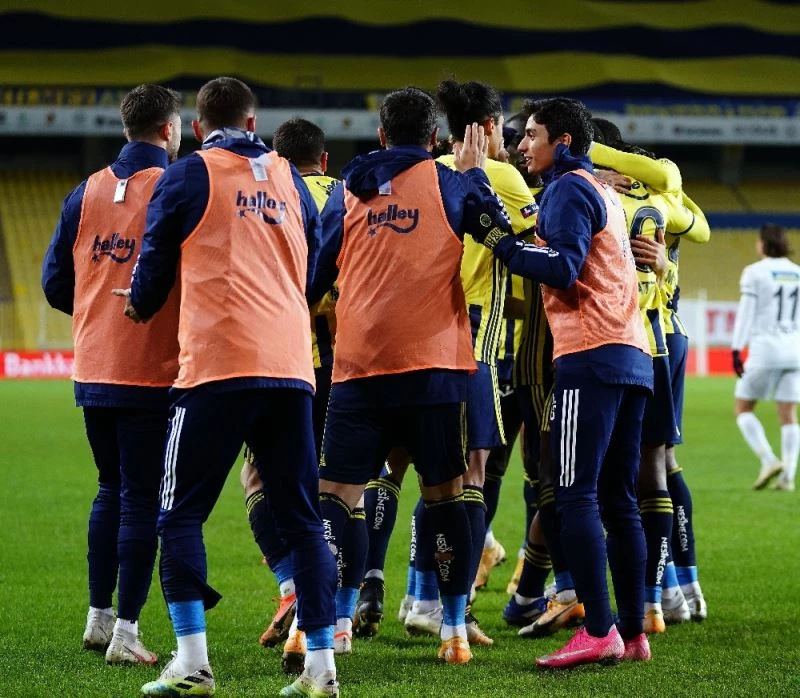 Fenerbahçe turladı
