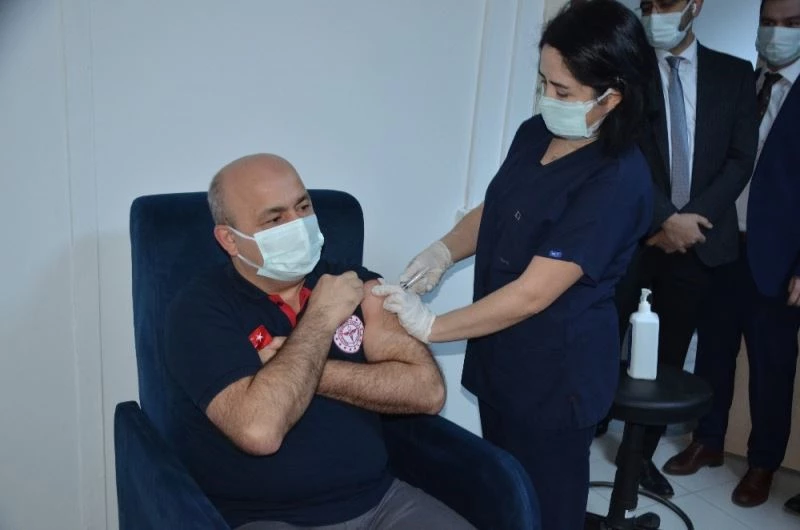 Ordu’ya gönderilen 15 bin doz aşının uygulamasına başlandı
