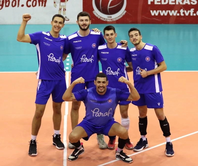 Halkbank gençleriyle güçlü
