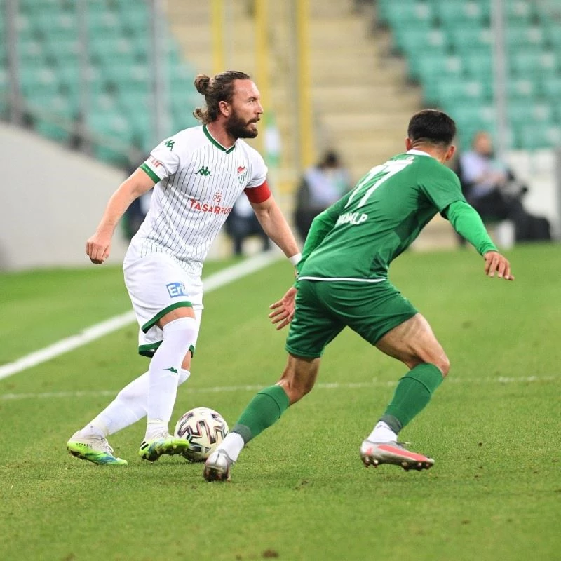 Bursaspor’da Recep Aydın’la yollar ayrılıyor
