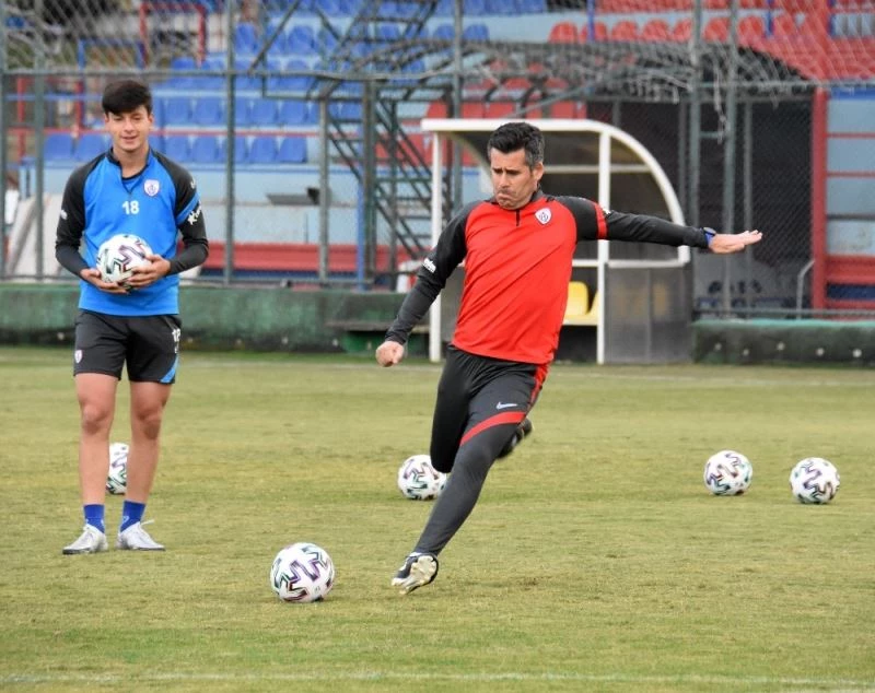 Hüseyin Eroğlu: “Gençlere 5 bin 714 dakika şans verdik”
