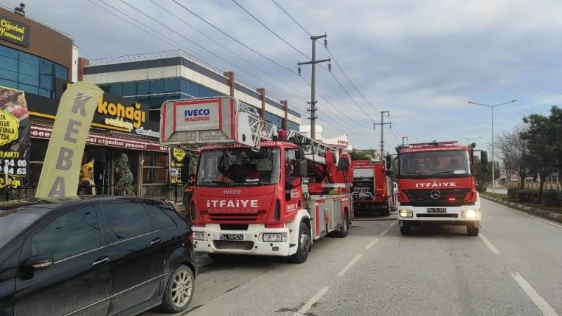 Bacası yanan işletmeyi izinli itfaiye eri kül olmaktan kurtardı
