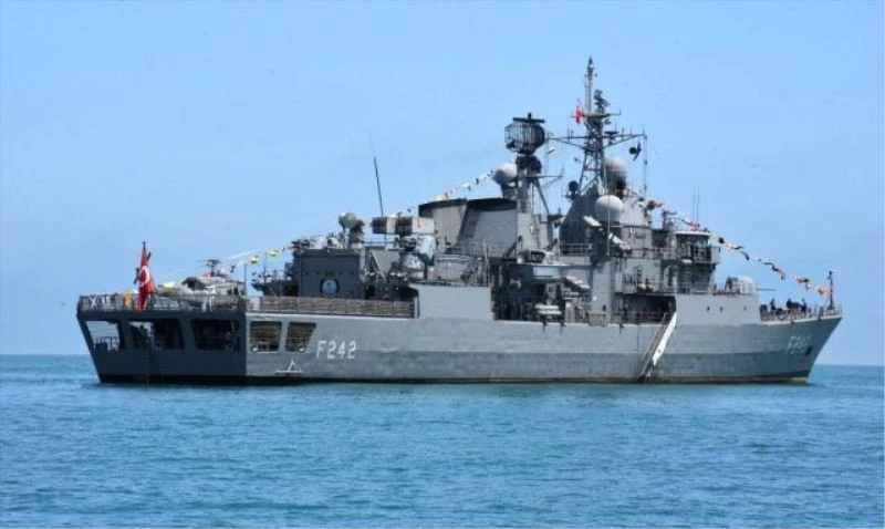 Bakanlık İnkumu açıklarında batan gemi için fırkateyn görevlendirdi
