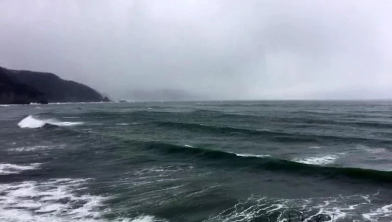 Bartın’da batan gemide 5 kişi kurtarıldı, 2 kişinin cansız bedeni bota alındı
