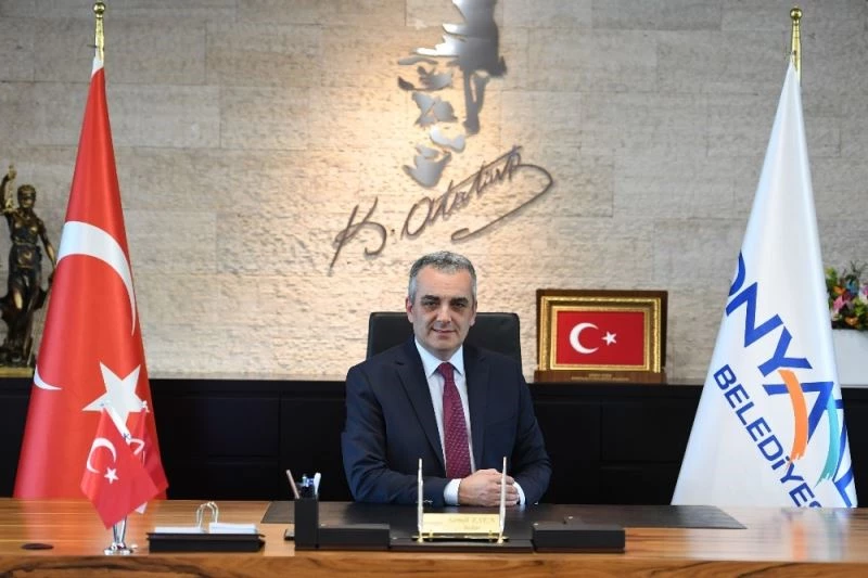 Bin 947 esnaf  ‘Konyaaltı esnafım’ çatısı altında buluştu
