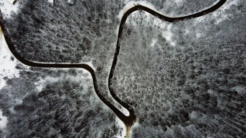 Kar yağdı, vatandaşlar çılgınca eğlendi
