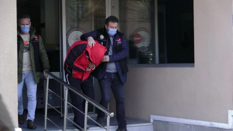 Çanakkale’de 5 kadını elle taciz eden zanlı adliyeye sevk edildi
