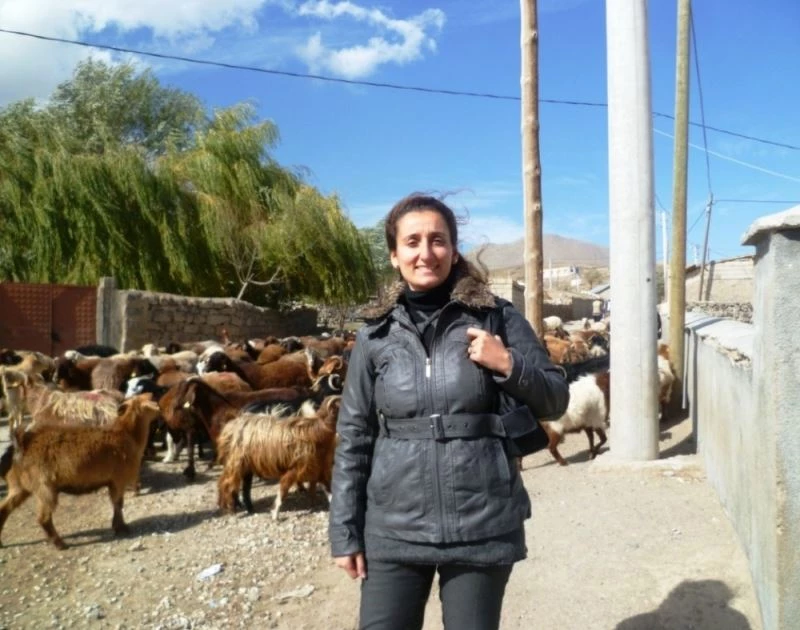 Depremden esinlenerek ‘Yeraltı Canavarı’ adlı kitap çıkardı
