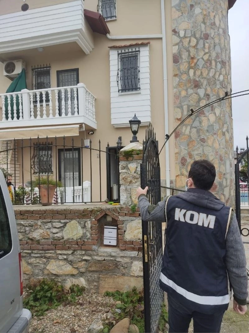 Yaşlı adamın 111 adet tapulu mülkünü üzerine geçiren örgütün 6 şüphelisi yakalandı
