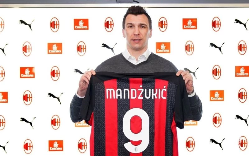 Mario Mandzukic, Milan’da
