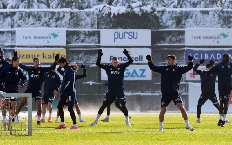 Attila Szalai ilk antrenmanına çıktı
