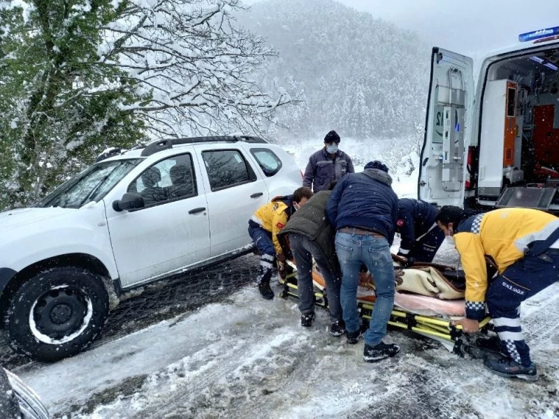 Devrekli köy muhtarından örnek davranış
