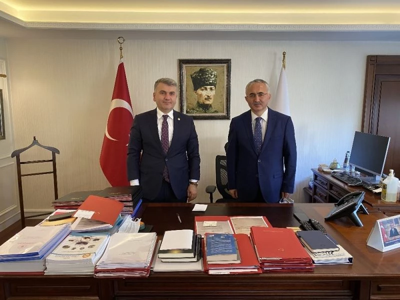 Ayvalık’a doğalgaz Canbey’in takibinde
