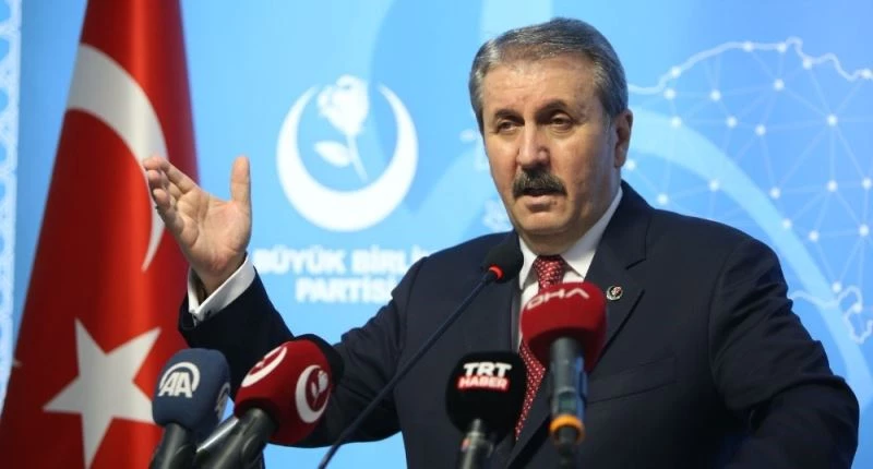 BBP Genel Başkanı Destici: ”Siyasette ve herhangi bir alanda şiddet asla bir metot olmamalıdır”
